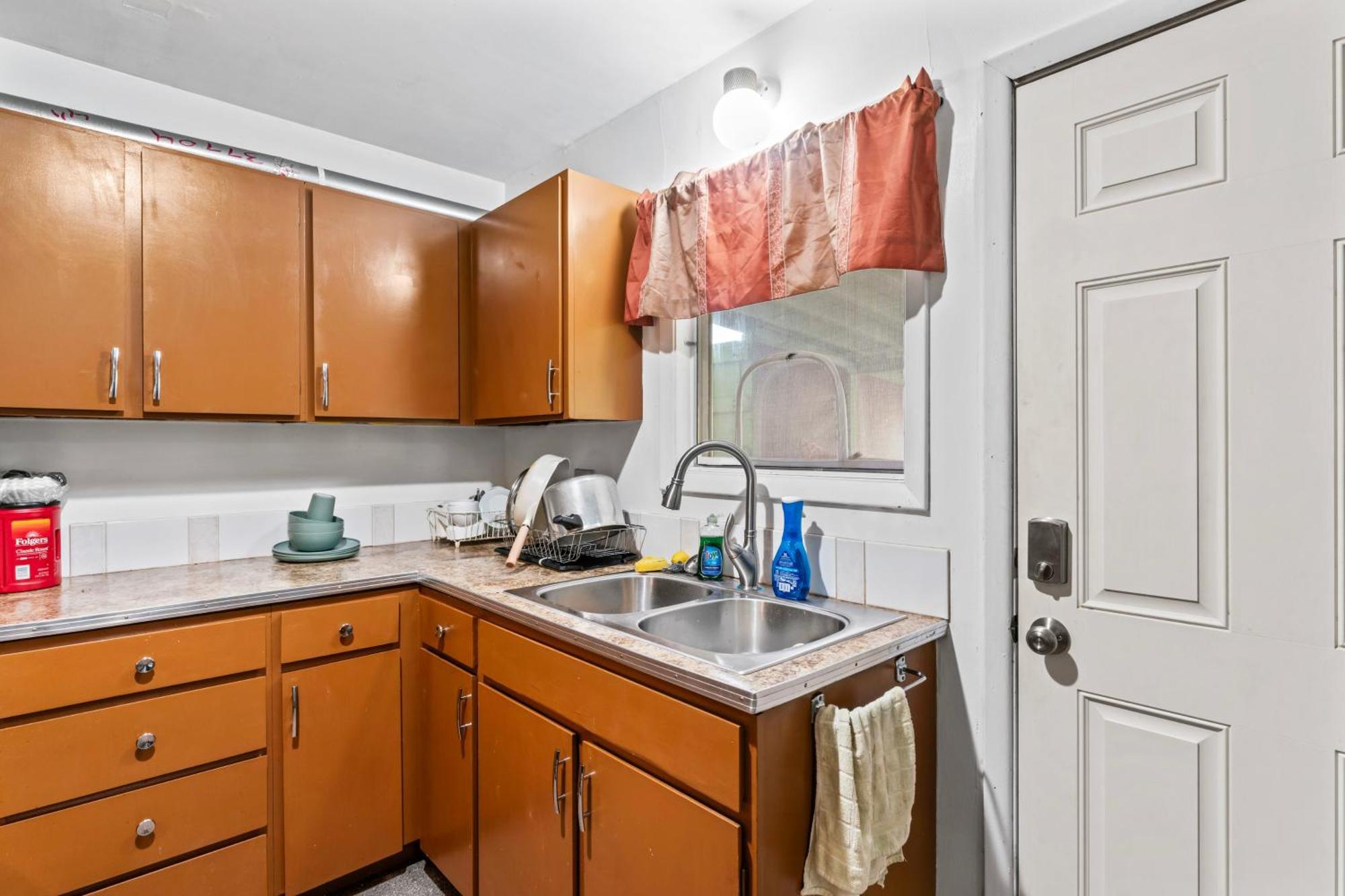 Compact, Comfortable And Cozy Too Anchorage Bagian luar foto
